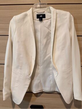 H&M Women's Ivory Open-Front Tailored Blazer